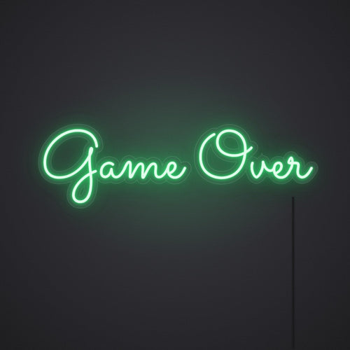 Néon Game Over en vert, allumé sur un mur sombre